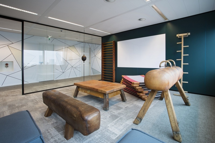 辦公室鋪設(shè)地毯時(shí)有哪些風(fēng)水講究？