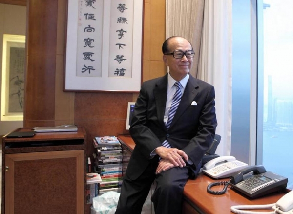 首富李嘉誠(chéng)的辦公室不奢華，但＊＊經(jīng)典