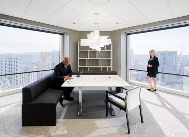 只有黑、白、灰三種顏色的辦公室？——極簡(jiǎn)主義的設(shè)計(jì)哲學(xué)