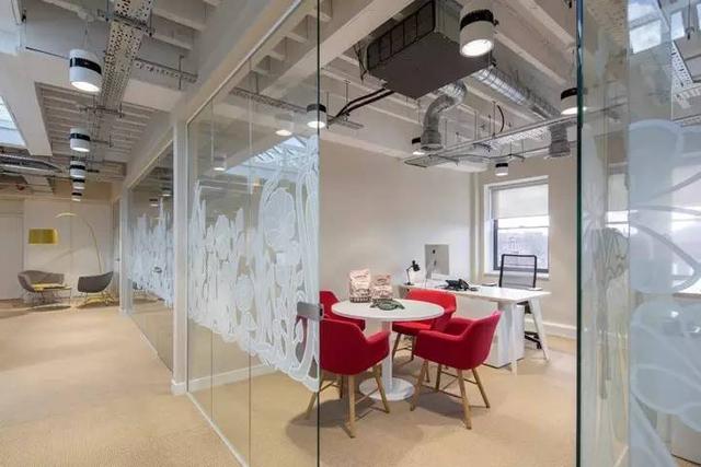 150億市場潛力，辦公室裝修也要開始考慮狗狗的感受了