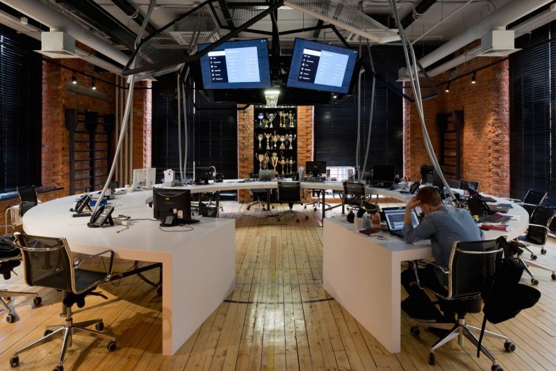 辦公空間，辦公室設(shè)計(jì)，媒體公司辦公室設(shè)計(jì)，現(xiàn)代風(fēng)格辦公室，體育媒體