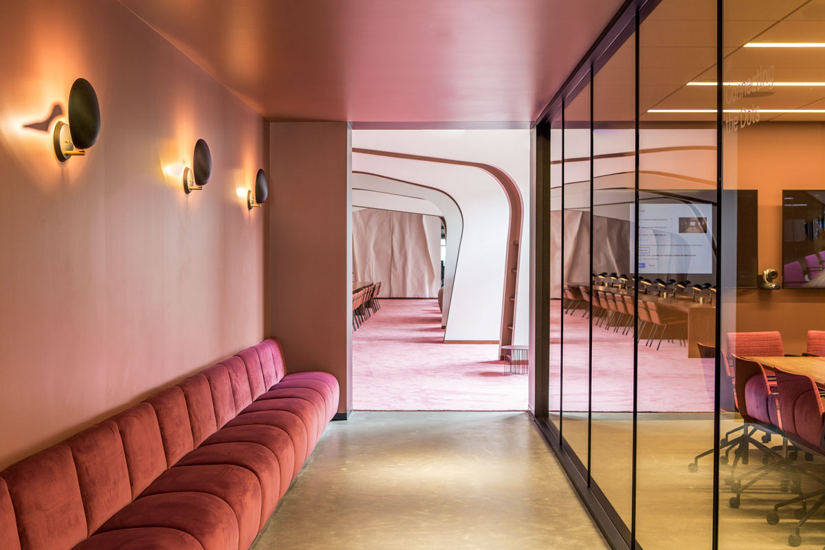 辦公空間，辦公室設(shè)計(jì)，科技公司辦公室設(shè)計(jì)，創(chuàng)意辦公室，現(xiàn)代風(fēng)格辦公室