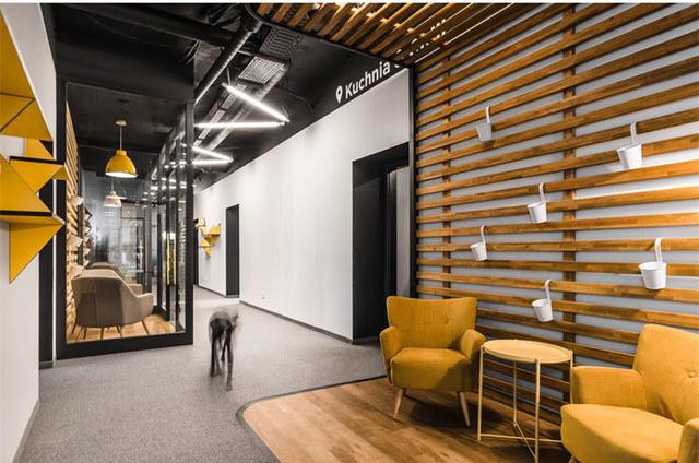 高端辦公室裝修設(shè)計經(jīng)典案例:波蘭Droids科技公司辦公室設(shè)計