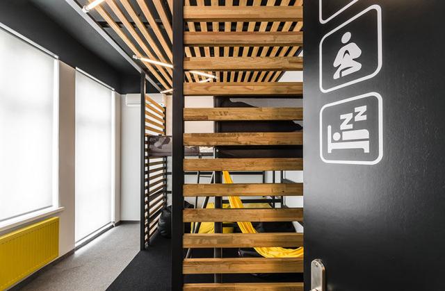 高端辦公室裝修設(shè)計經(jīng)典案例:波蘭Droids科技公司辦公室設(shè)計