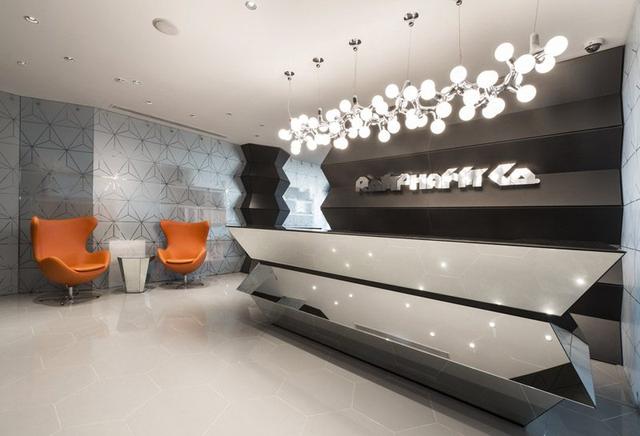 說出來你可能不信，如此暗黑夸張的辦公室竟然來自俄羅斯